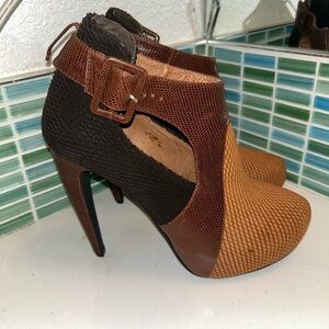 Jeffrey Campbell IBIZA Handmade The Colorblock Platform 5.5” Curved Heel SZ: 9